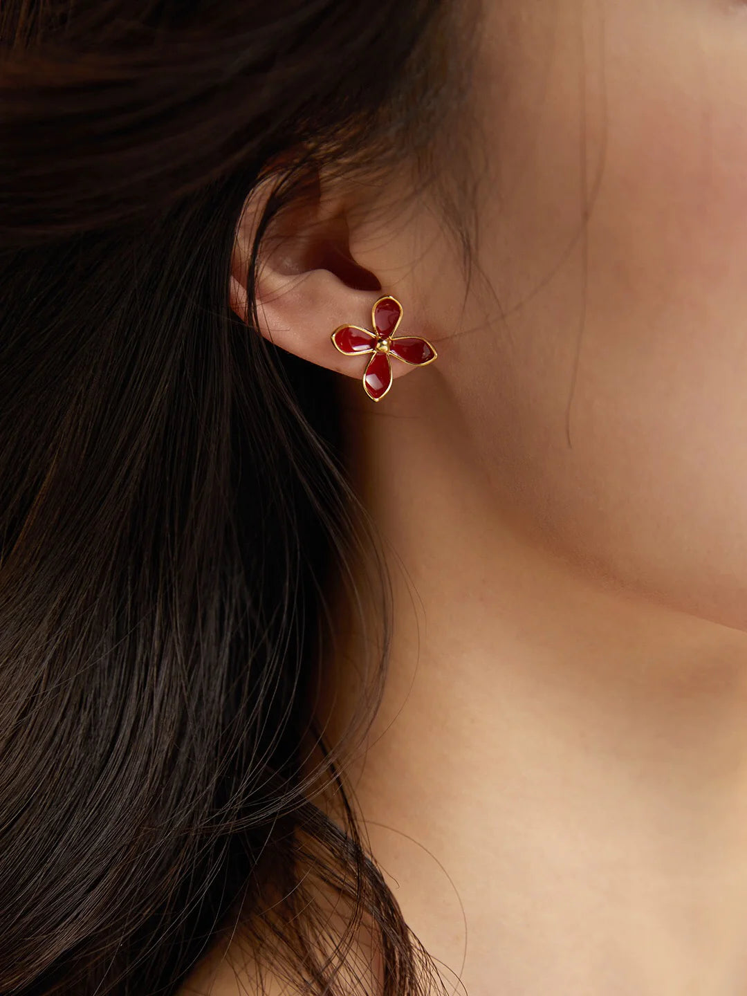 Red Flower Drip Glaze Stud