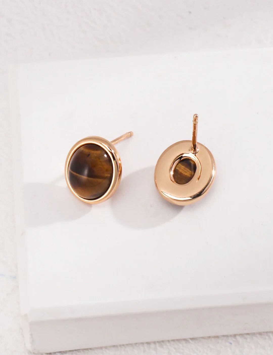 Minimaist Tiger Eye / Onyx Stud Earrings