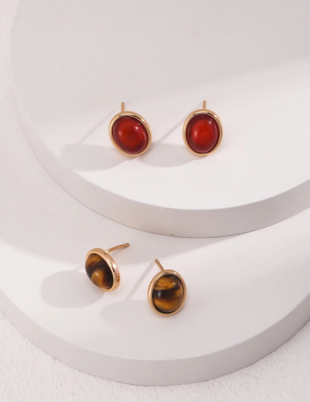 Minimaist Tiger Eye / Onyx Stud Earrings