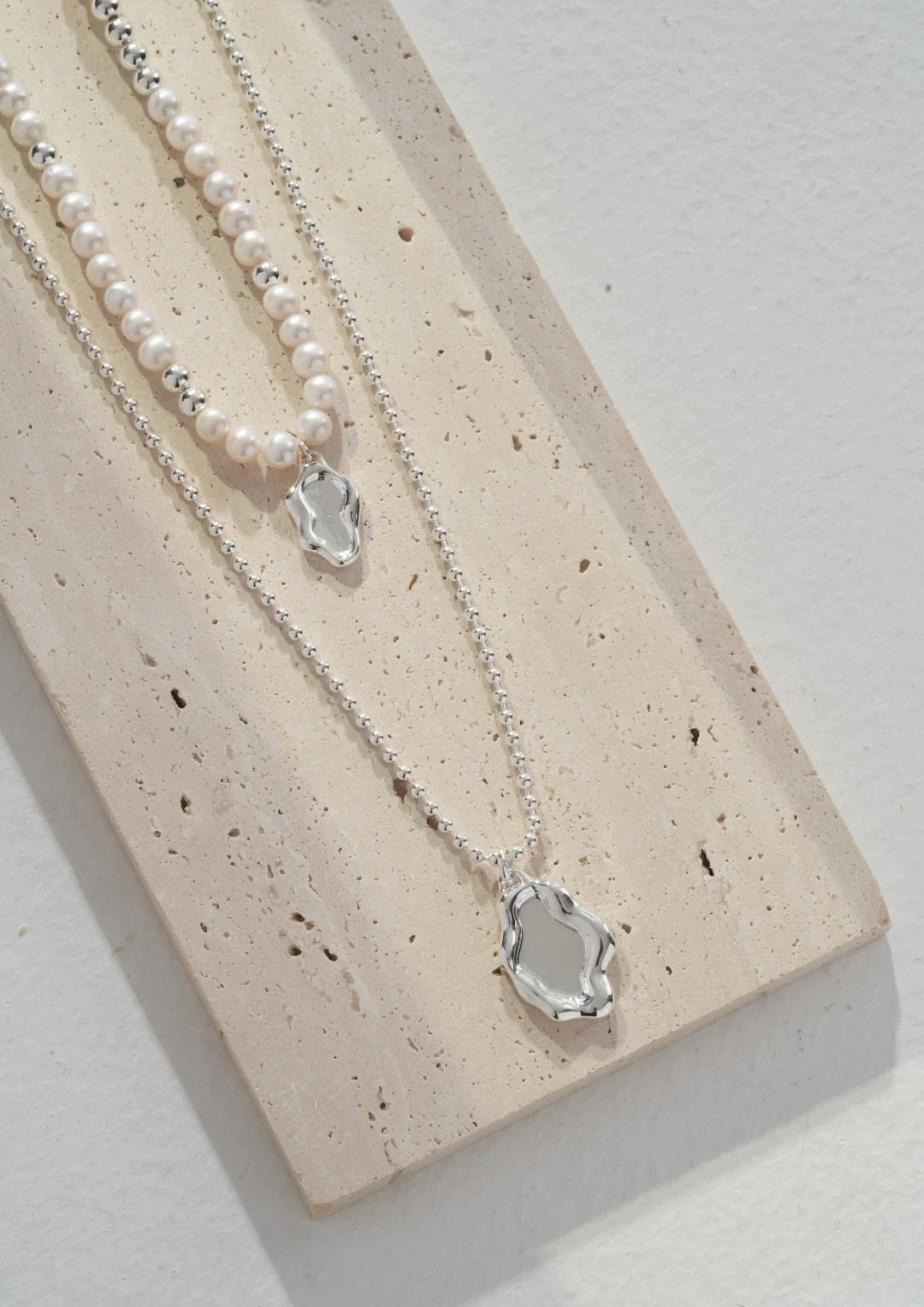 Pearl Necklace with Delicate Pendant