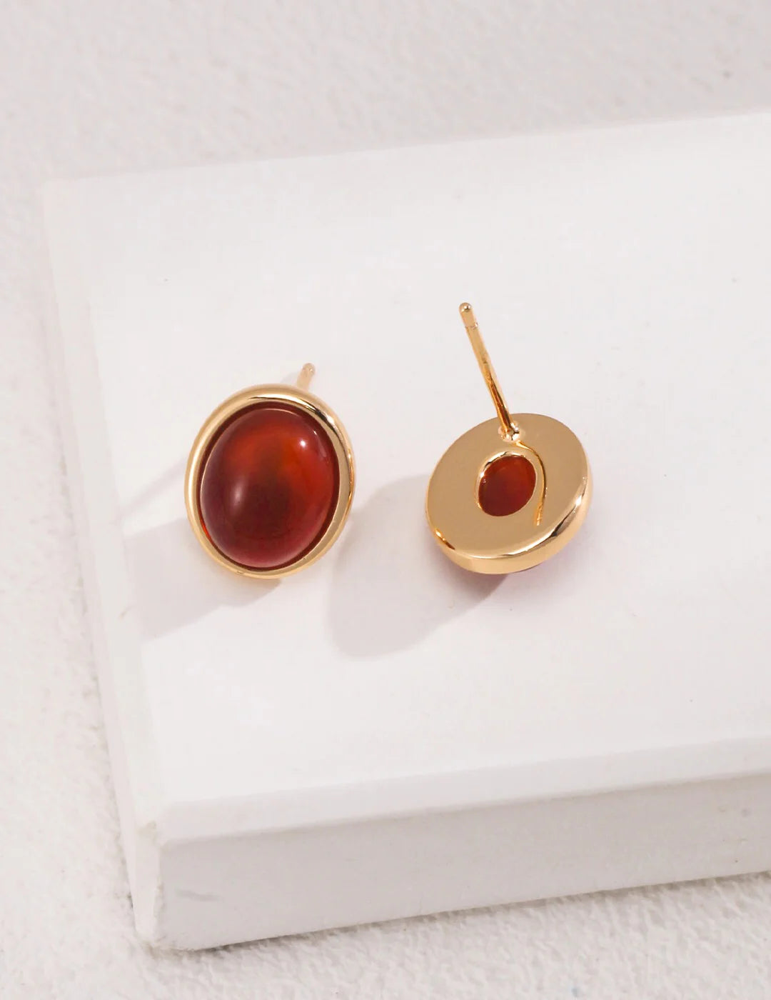 Minimaist Tiger Eye / Onyx Stud Earrings